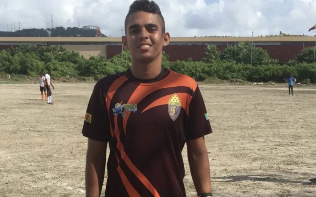 Carlos Álvarez llamado a microciclo de arqueros de la Selección Colombia