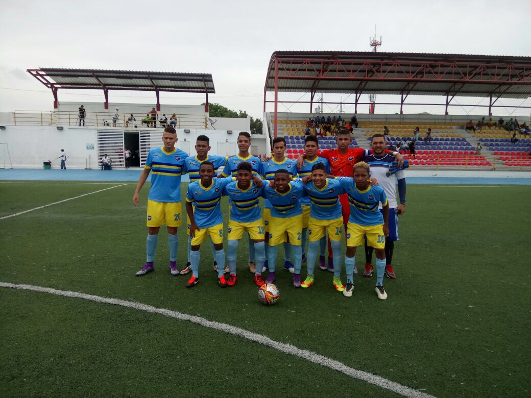 TORNEO NACIONAL DIRECTV SUB17 – CRESPO «A» SOLIDO E IMPARABLE (Video del Partido)